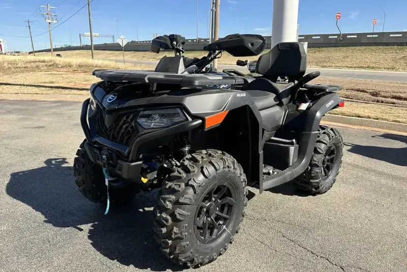 2025 CFMOTO CFORCE 600 TOURING NEBULA BLACK 