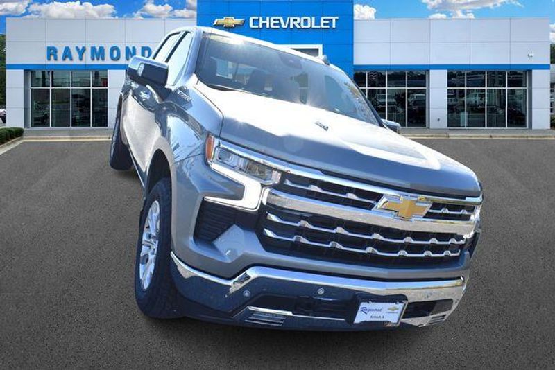 New 2025 Chevrolet Silverado 1500 LTZImage 10