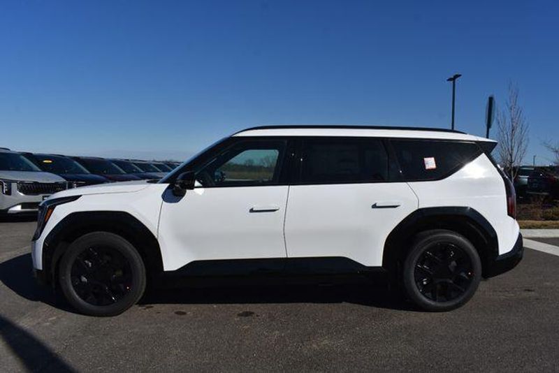 New 2026 Kia EV9 LandImage 7