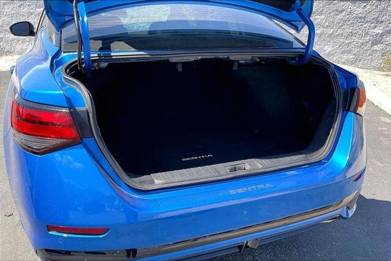 Used 2025 Nissan Sentra SRImage 33