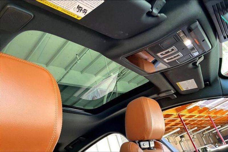 Used 2024 Jaguar XF R-Dynamic SEImage 29