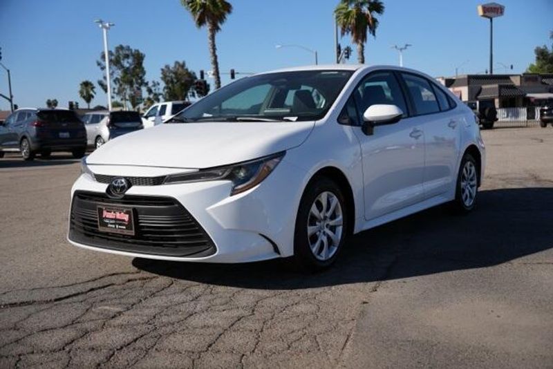 Used 2024 Toyota Corolla LEImage 3