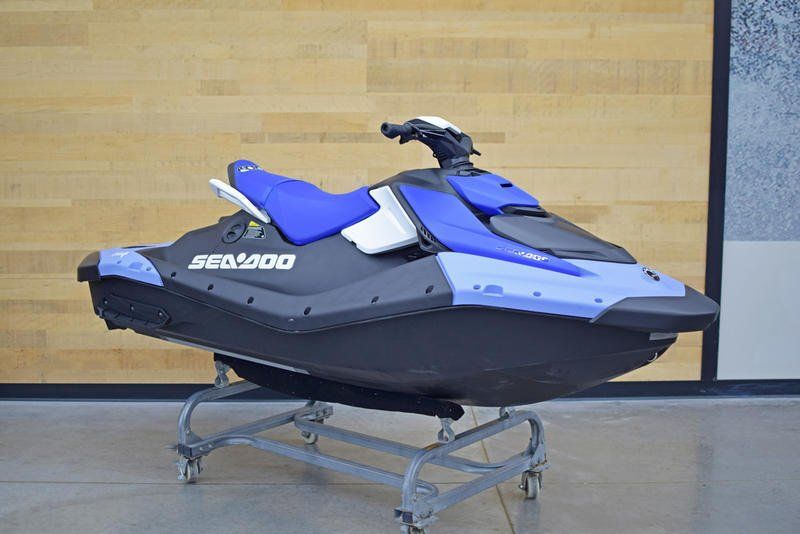 2025 SEADOO SPARK FOR 2 CONVENIENCE PACKAGE DAZZLING BLUE AND VAPOR BLUE Image 1