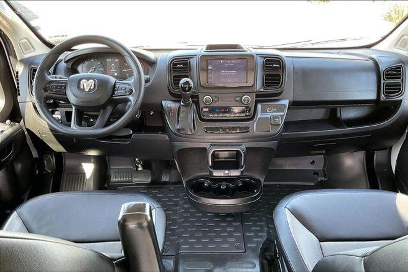 Used 2025 RAM ProMaster 2500 High RoofImage 15