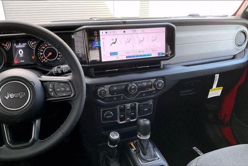 New 2026 Jeep Wrangler 4-door Sport SImage 5