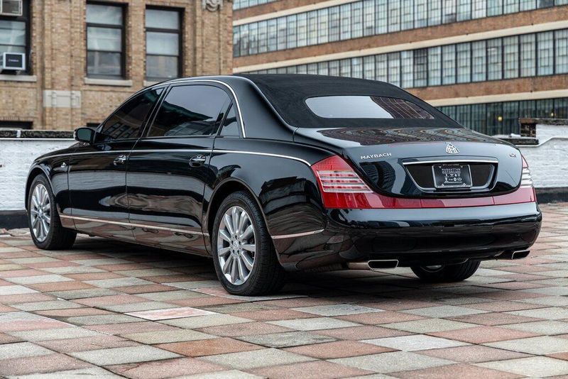 2009 Maybach 62S Image 116