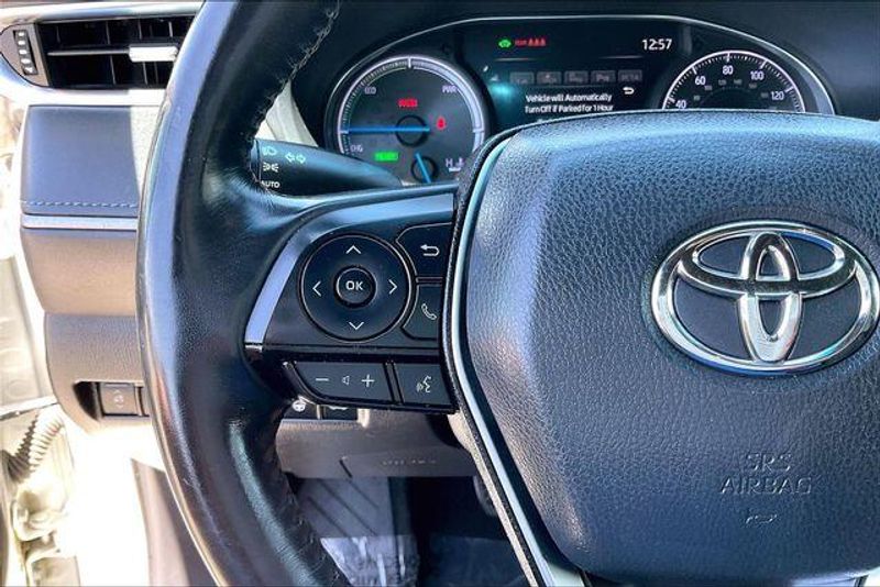Used 2021 Toyota Venza LimitedImage 18