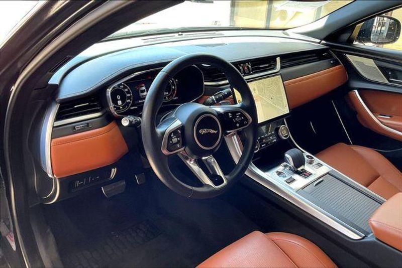 Used 2024 Jaguar XF R-Dynamic SEImage 14