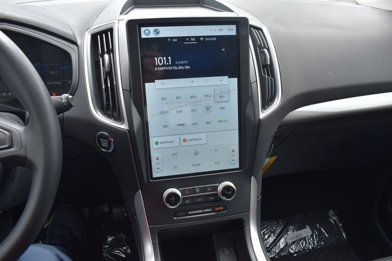 2024 Ford Edge SEImage 17