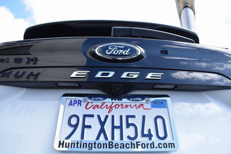 2023 Ford Edge SEImage 5