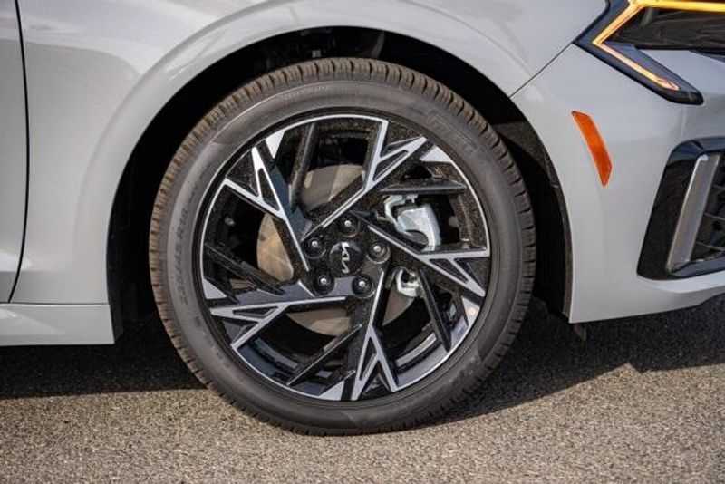 New 2026 Kia K5 GT-LineImage 9