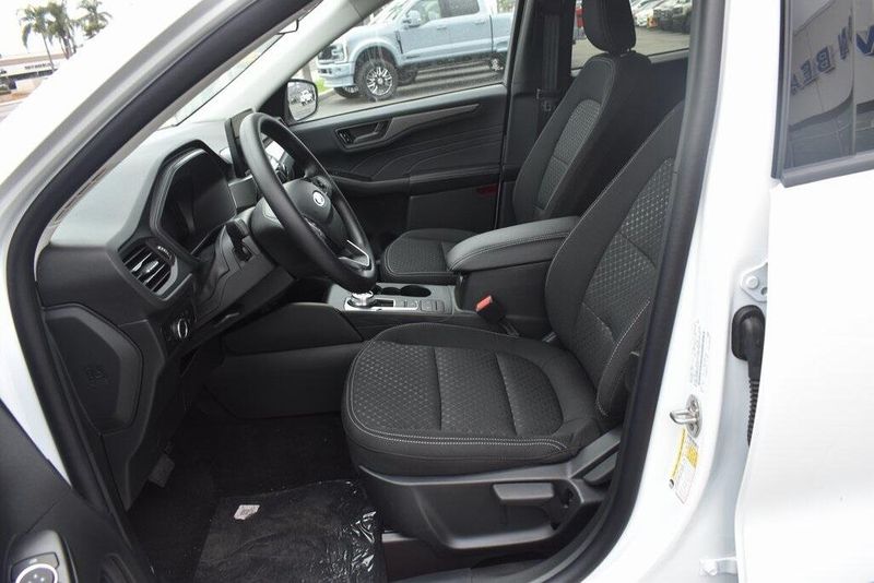 New 2025 Ford Escape ActiveImage 14