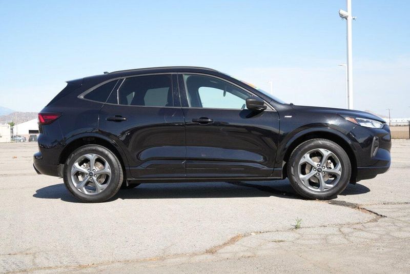 Used 2023 Ford Escape ST-LineImage 8