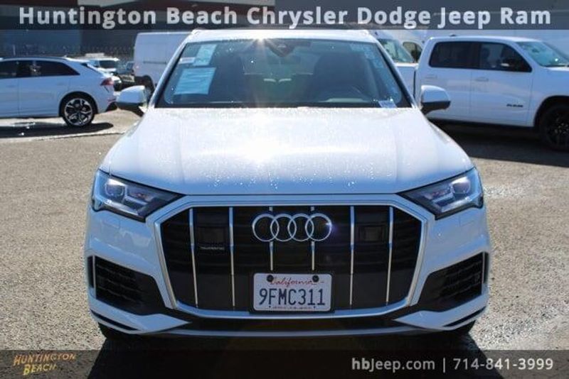 2023 Audi Q7 55 Premium PlusImage 2