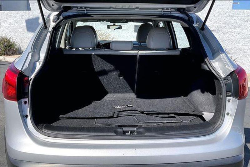 Used 2018 Nissan Rogue Sport SLImage 34