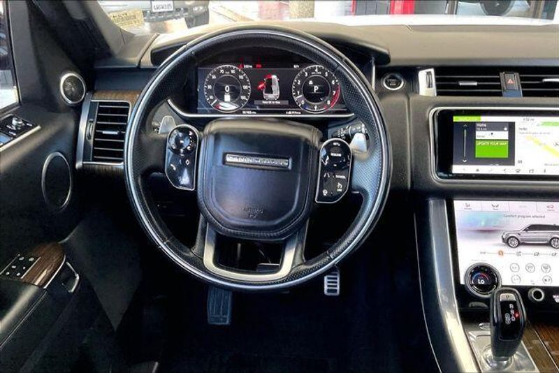 Used 2022 Land Rover Range Rover Sport HSE Silver EditionImage 4