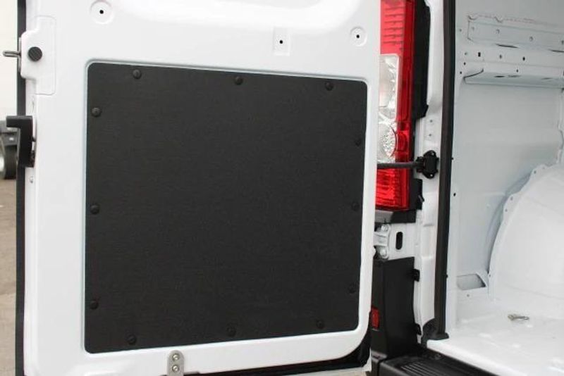 2025 RAM ProMaster 1500 Low Roof 118 WBImage 13
