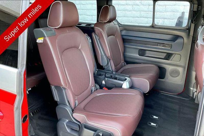 Used 2025 Volkswagen ID. Buzz Pro S PlusImage 26