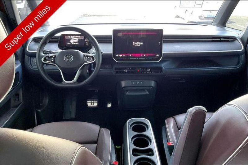 Used 2025 Volkswagen ID. Buzz Pro S PlusImage 15