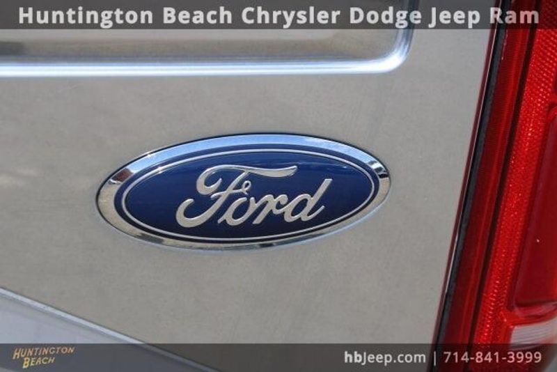 2015 Ford F-150 PlatinumImage 6