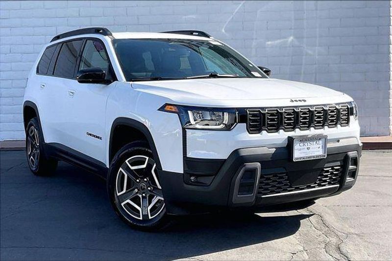 New 2026 Jeep Cherokee Limited 4x4Image 14