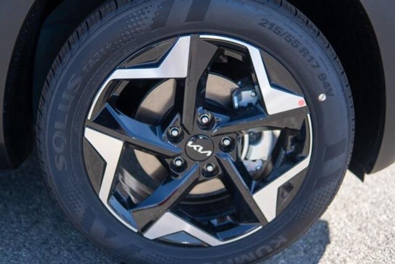 New 2026 Kia Seltos EXImage 9