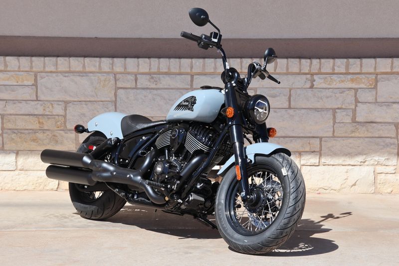 2025 INDIAN MOTORCYCLE CHIEF BOBBER DARK HORSE STORM GRAY 