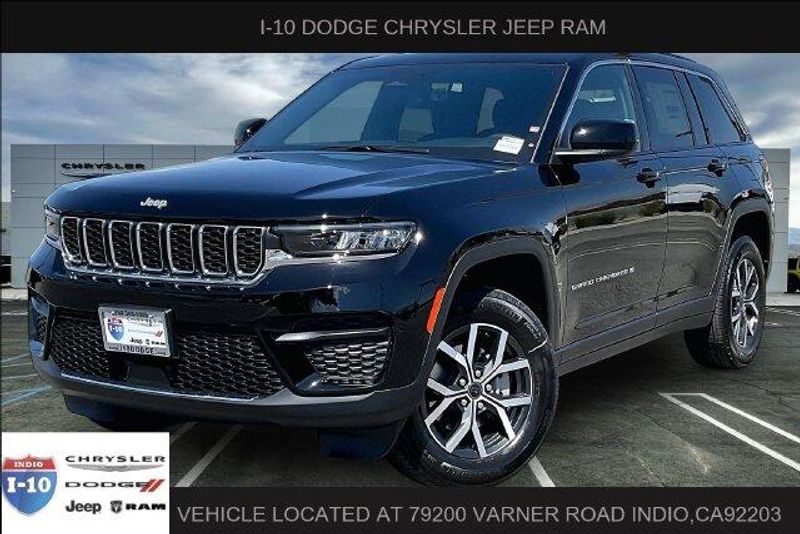 New 2027 Jeep Grand Cherokee Laredo X 4x4Image 1