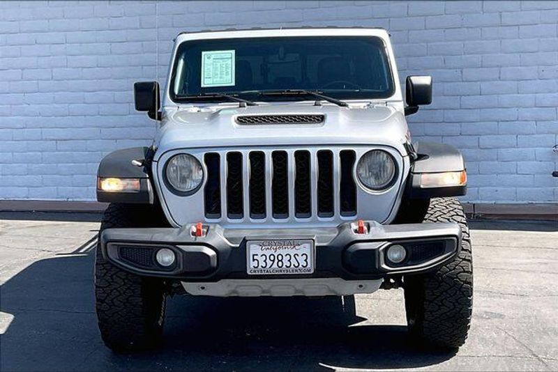 Used 2023 Jeep Gladiator MojaveImage 2