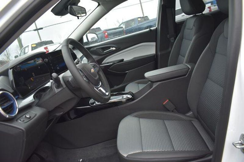 New 2026 Chevrolet Trax LTImage 21