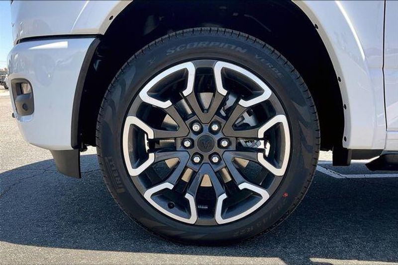 New 2026 RAM 1500 Limited Crew Cab 4x4 5