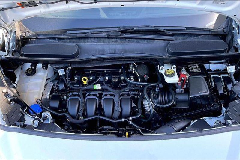 Used 2020 Ford Transit Connect XLImage 9