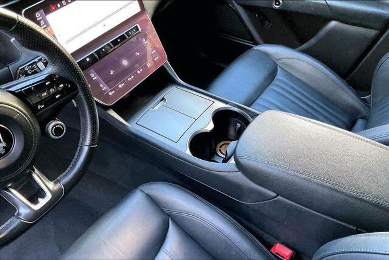 Used 2024 Maserati Grecale GTImage 17