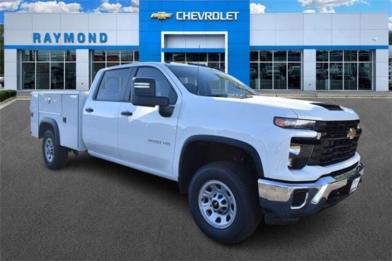 2024 Chevrolet Silverado 3500HD Work TruckImage 1