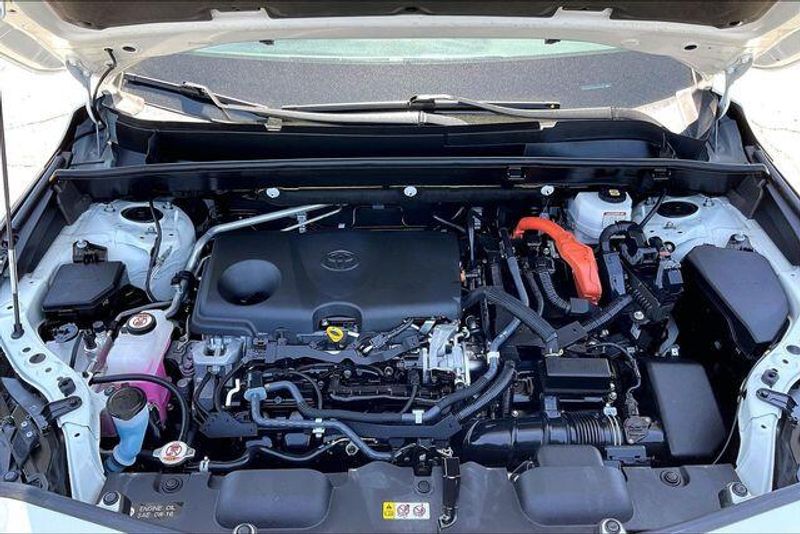 Used 2021 Toyota Venza LimitedImage 9