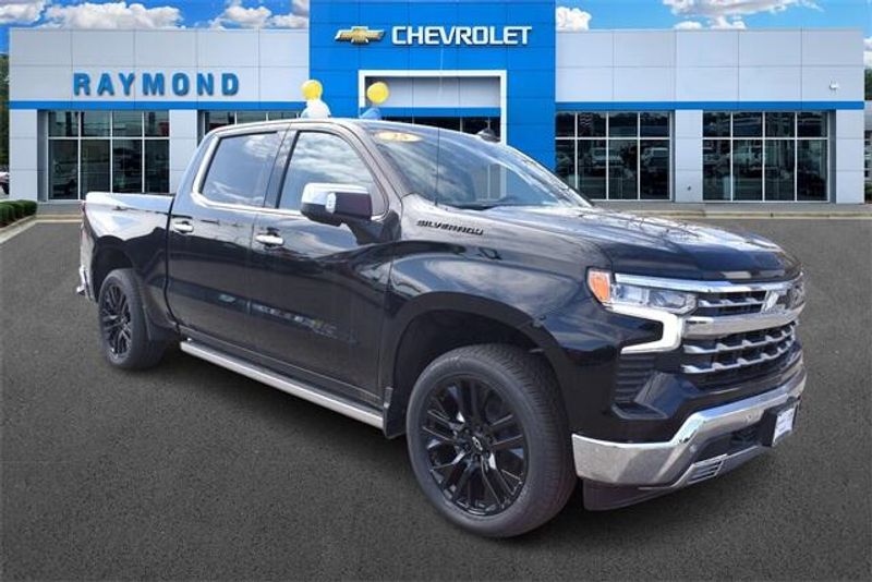 2025 Chevrolet Silverado 1500 LTZImage 1