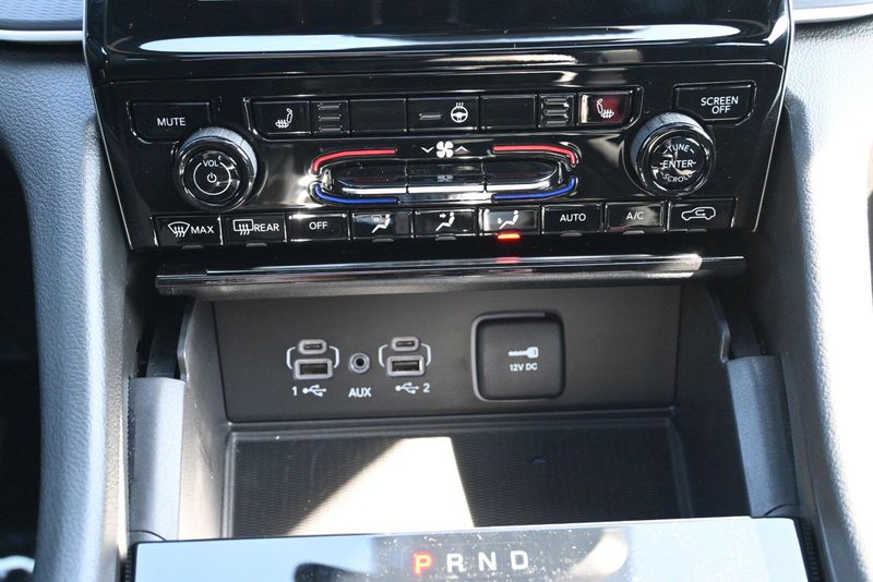 2025 Jeep Grand Cherokee L Altitude XImage 29