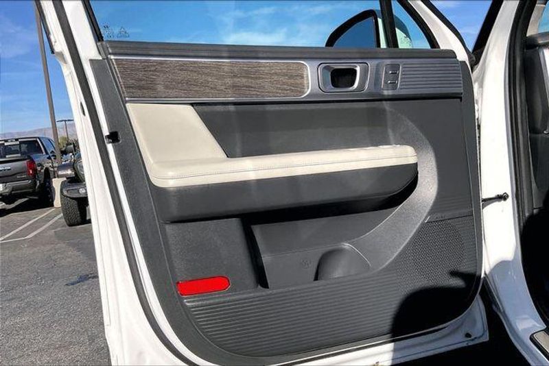 Used 2024 Hyundai Santa Fe CalligraphyImage 22