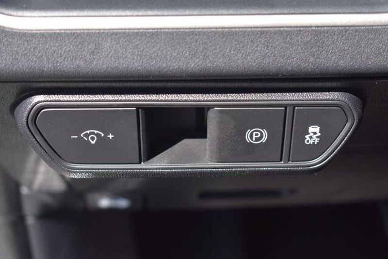 New 2026 Kia K4 LXSImage 20