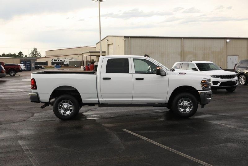 2025 RAM 2500 Tradesman Crew Cab 4x4 6
