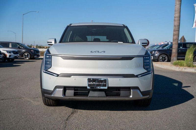 New 2026 Kia EV9 LightImage 2