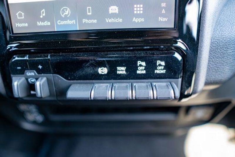 New 2025 RAM 2500 TradesmanImage 21