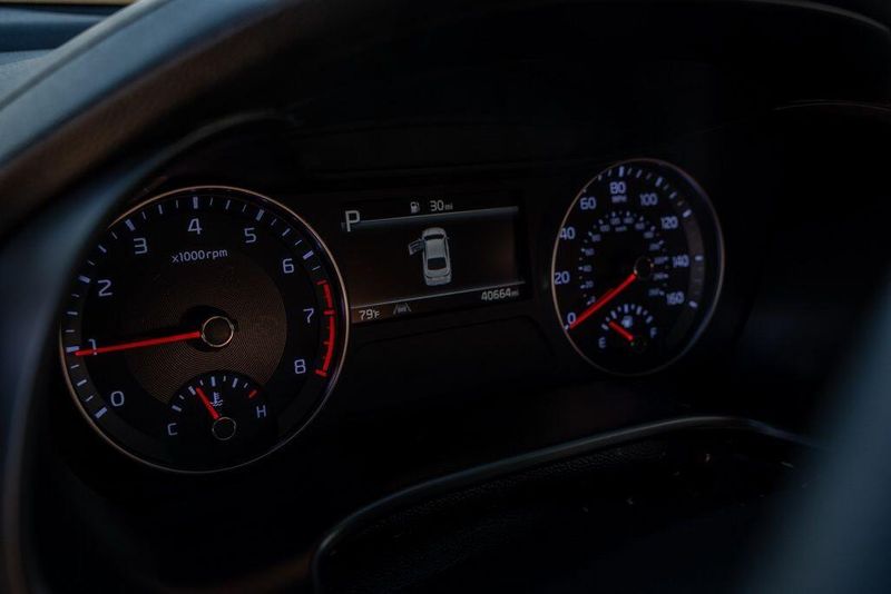 Used 2022 Kia Forte LXSImage 25