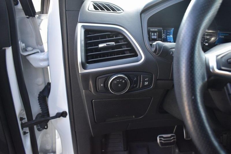 Used 2022 Ford Edge ST LineImage 16