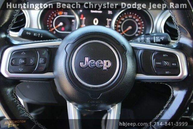 2022 Jeep Wrangler Unlimited SaharaImage 16