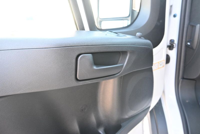 2025 RAM ProMaster Cargo Van TradesmanImage 15