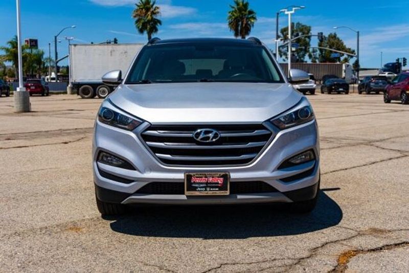 Used 2018 Hyundai Tucson ValueImage 2