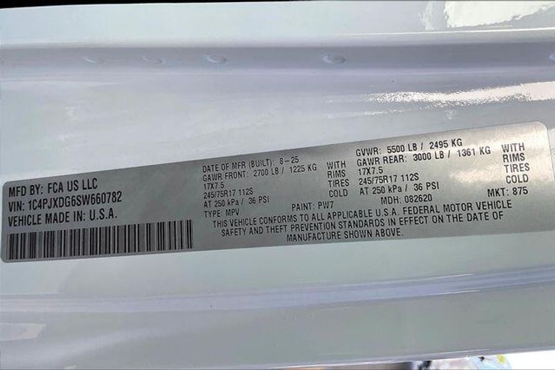 New 2025 Jeep Wrangler 4-door Sport SImage 15