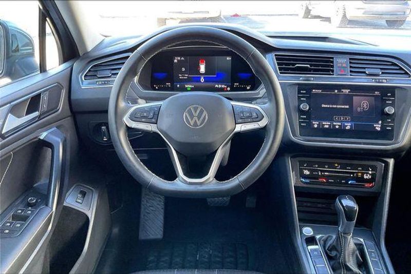 Used 2022 Volkswagen Tiguan 2.0T SEImage 4