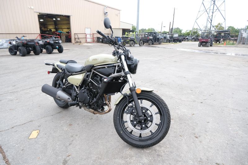 2025 KAWASAKI ELIMINATOR PEARL SAND KHAKI 